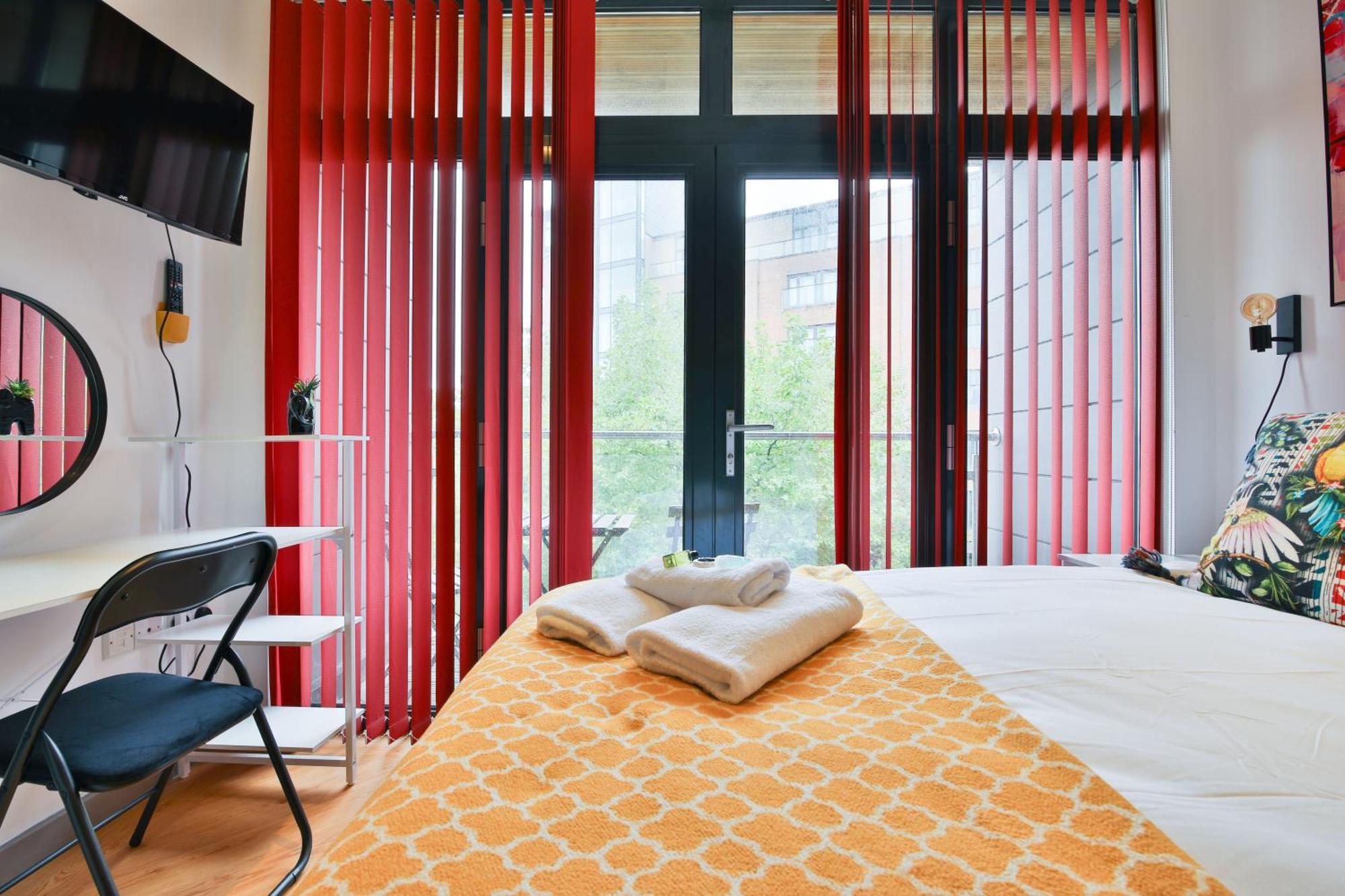 Princess Lofts City Centre Studios With Nespresso Coffee Machines & New Fast Wifi By Stayright สวอนซี ภายนอก รูปภาพ