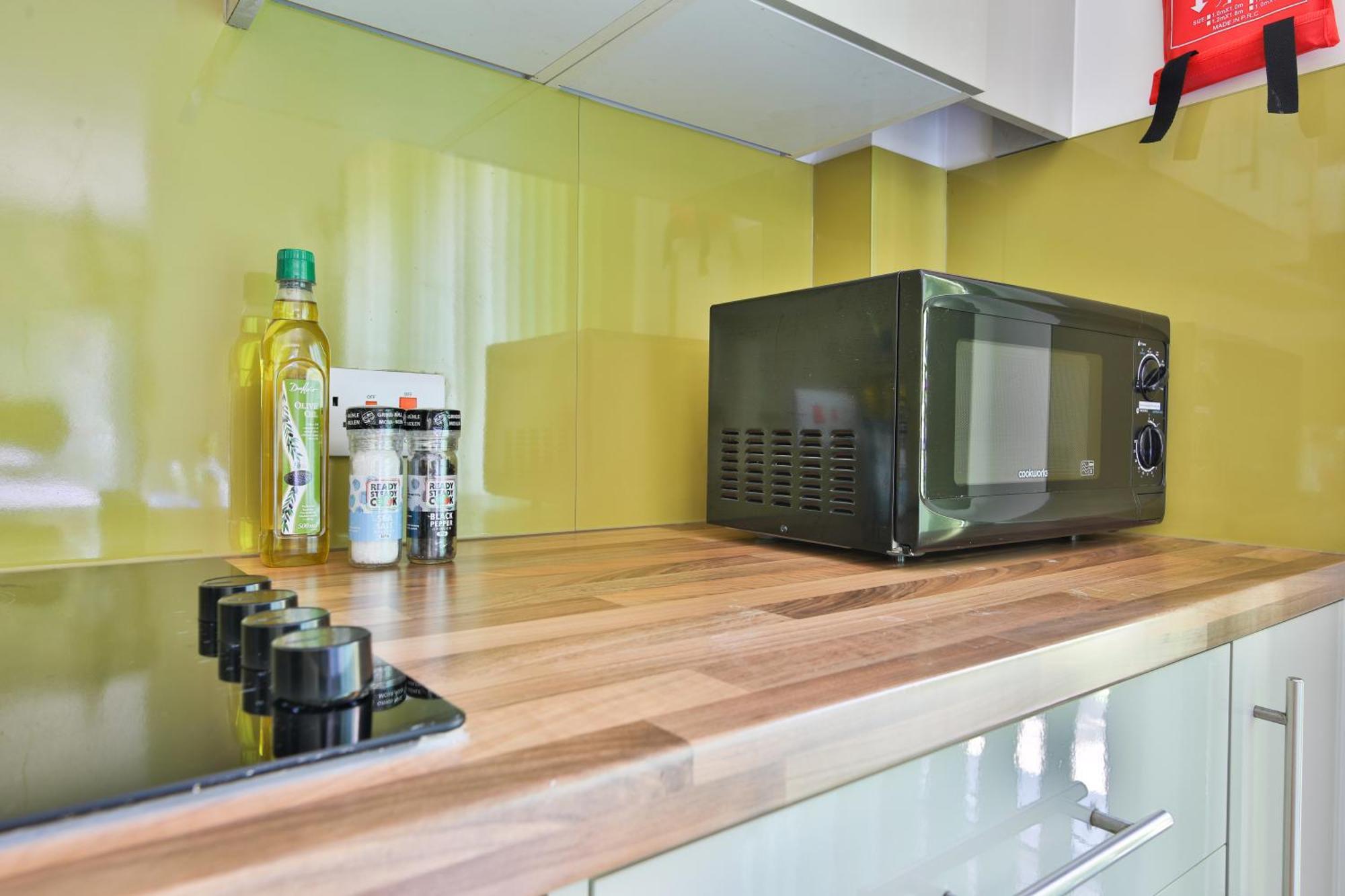 Princess Lofts City Centre Studios With Nespresso Coffee Machines & New Fast Wifi By Stayright สวอนซี ภายนอก รูปภาพ
